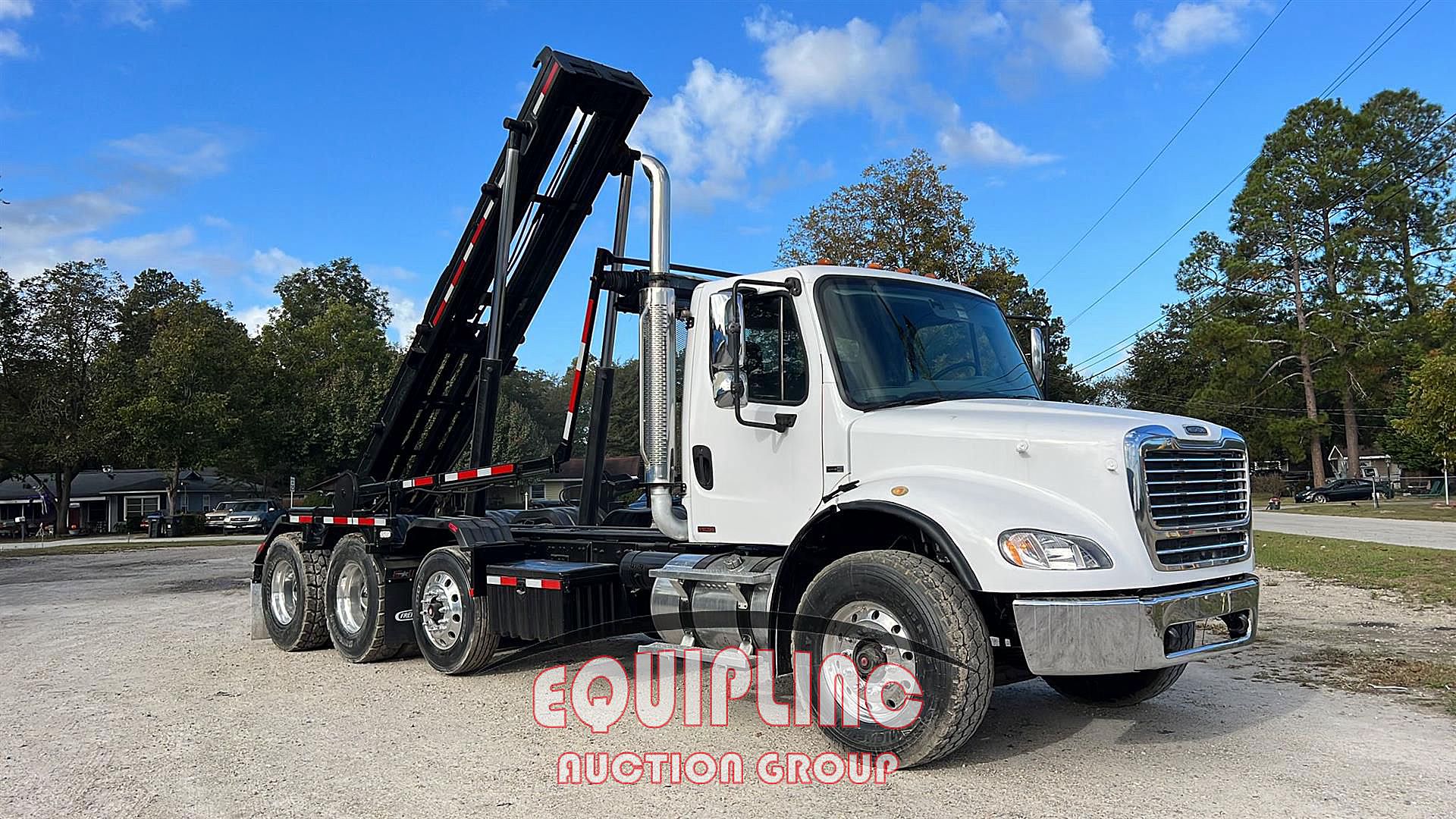 2007 Freightliner M2 BUSINESS CLASS For Sale | Roll-Off